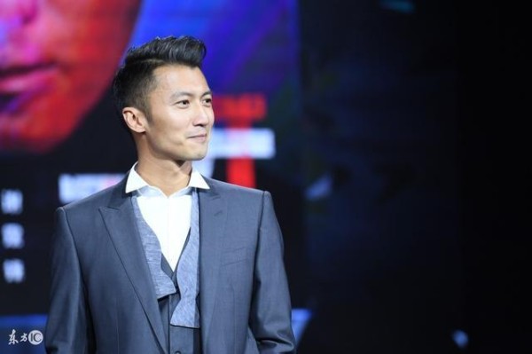 谢霆锋从歌手到演员，从演员到老板，最后真的太不可思议