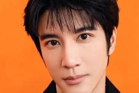 丹尼尔·克雷格：007的传奇演员