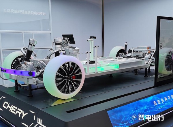星途发力增程式电动 推SUV等3款大型车 与理想抢市场-图5