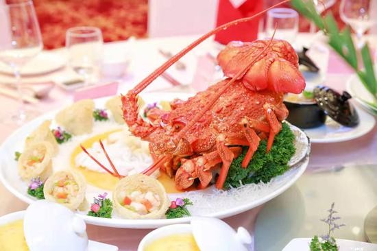 龙腾四海