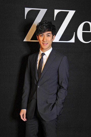 李治廷