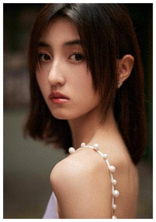 00后女星，都有哪些成为了当红炸子鸡呢？