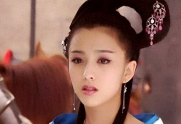 近年公认的10大“古装女神”银幕形象，杨颖第二，第一毫无疑问
