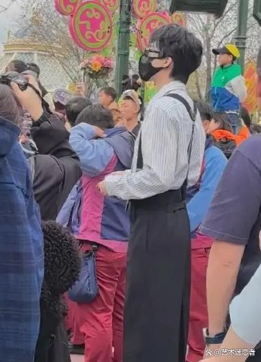 迪士尼新晋“女顶流”！玲娜贝儿冰淇淋遭疯抢