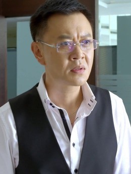 贺子鹏(冯嘉怡饰演)