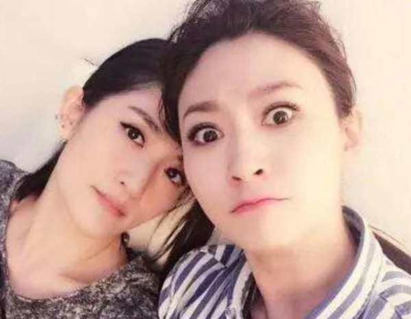 娱乐圈最让人眼红的好姐妹, 除了谢娜李小冉, 就是迪丽热巴和她!