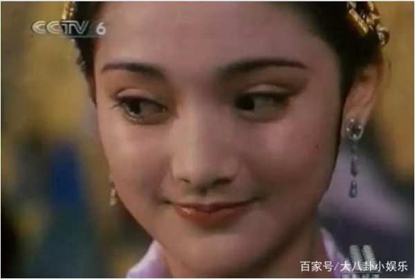 女明星第一次拍戏时长这样？周迅、张柏芝、杨颖美翻了！