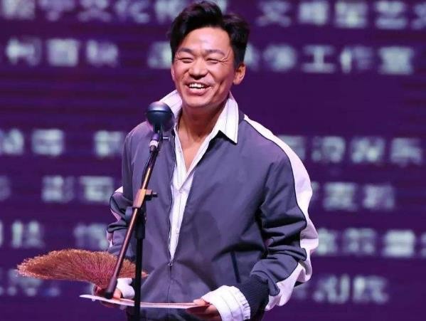 4位明星跨行当导演，输得一塌糊涂，刘若英受争议！