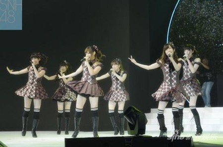 SNH48新加坡ASC首秀 与AKB48同台竞技