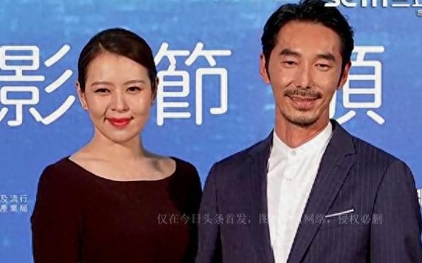 台北影展红毯真土味。陈乔恩披床单，蓝正龙大变样，她却美到发光