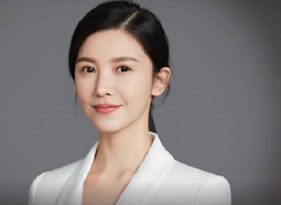 杨子姗Theory摩登挚友