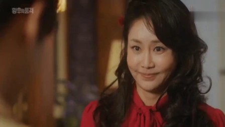 《皇后的品格》太后是养男宠的精致女人呢
