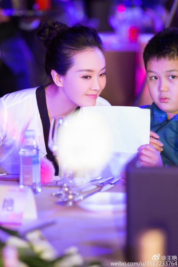 王中磊儿子，王艳儿子，胡军儿子，袁咏仪儿子，这差别真是太大了