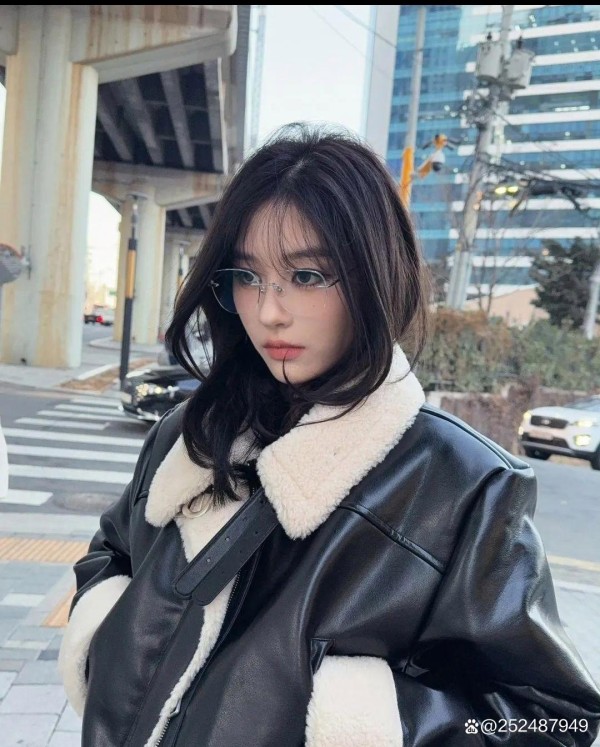 王奕解约风波：娱乐圈的“违约金”与女团背后的暗涌
