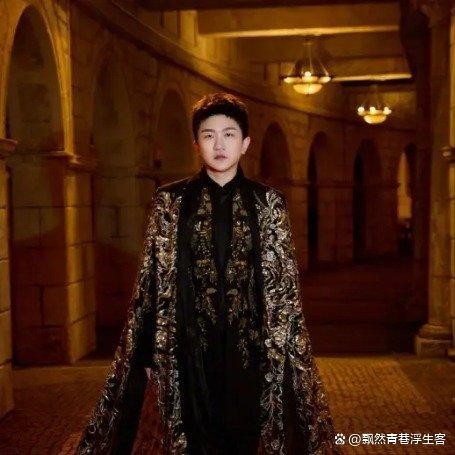 娱乐圈的火花碰撞：张大大与王宝强的互怼之战