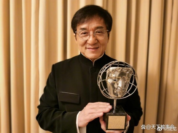 娱乐圈一周大事件：从银幕荣誉到舞台惊喜，热点不停！