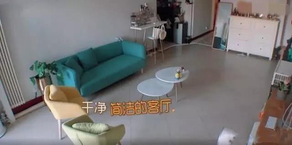 《我家那闺女》明星和运动员的家差距有多大，一个豪华，一个简朴