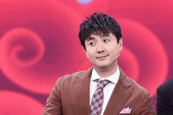 盘点那些开挂式逆袭的明星：肖战一夜成名，易烊千玺实力非凡