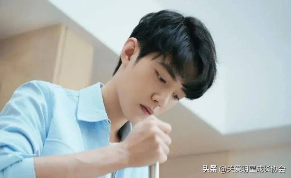 杨紫王俊凯合作<strong></p> <p>张子枫</strong>？<a style='color:#f10404;' href='https://www.mingxing.cc/tags-723.html ' target='_blank'>鹿晗</a>黄子韬内涵<a style='color:#f10404;' href='https://www.mingxing.cc/tags-688.html ' target='_blank'>张艺兴</a>？<a style='color:#f10404;' href='https://www.mingxing.cc/tags-2589.html ' target='_blank'>肖战</a>新剧？千玺张子枫？