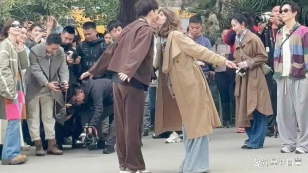 演员上综艺有多绝？亲密戏说来就来，看点爆棚
