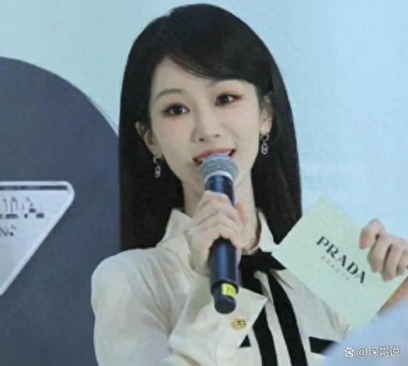 杨紫颜值与实力并存，却难逃娱乐圈残酷现实，宋丹丹早有预言