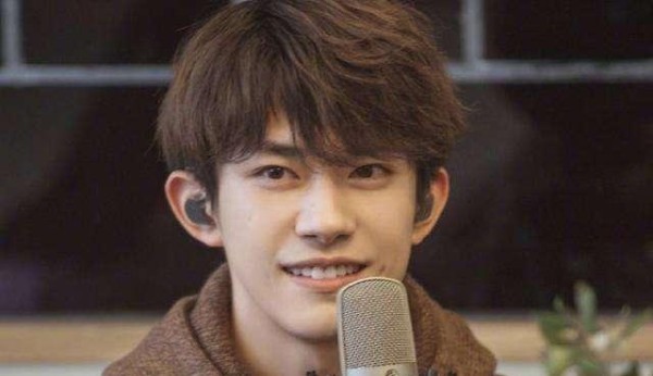 为什么有些明星孩子忙于拍戏可成绩依然很好？这3个因素是关键