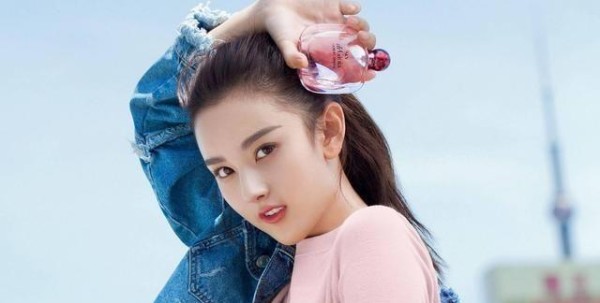 为什么有些明星孩子忙于拍戏可成绩依然很好？这3个因素是关键