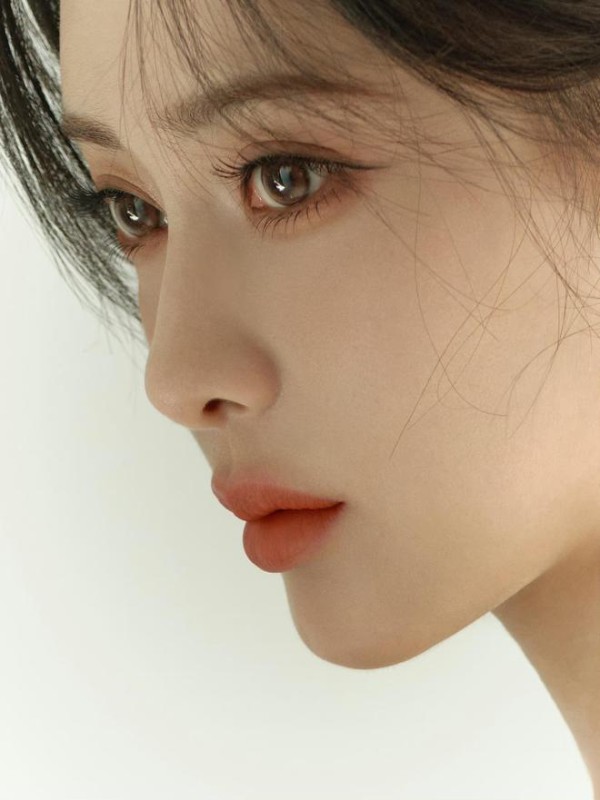 29岁“内娱小花”当红炸子鸡！获金鹰女神，惊艳全网：美到我了