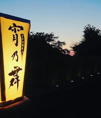 芭比布朗卸妆油：卸妆界的明星产品