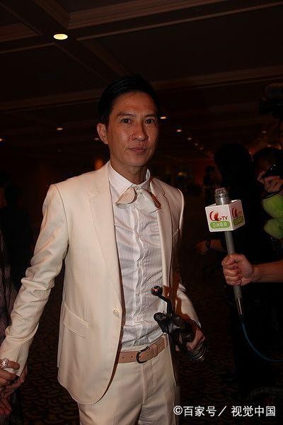 影帝张家辉：从无名之辈到影视传奇，他的黄金时代从未落幕