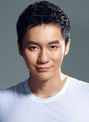 李晨