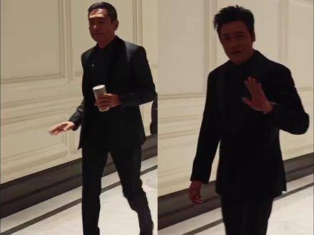 TVB颁奖礼澳门举行,三位60岁以上男艺人担任嘉宾