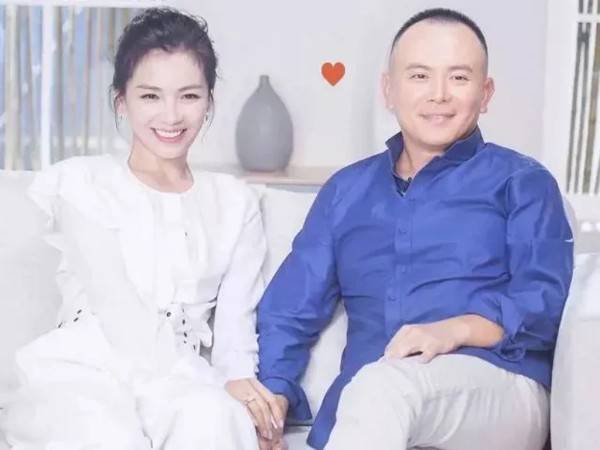 刘涛和老公王珂。（图／翻摄自小红书）