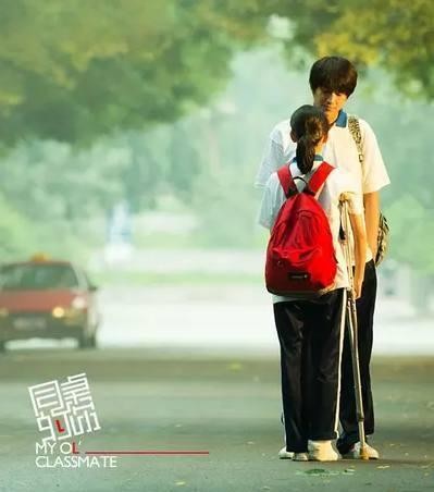 这部最惨校园青春电影, 票房仅2.2万, 林更新和周冬雨不尴尬吗?