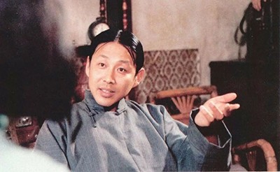 代表作有电视剧《围城》《康熙王朝》《中国式离婚》《卧薪尝胆》以及电影《我的1919》《唐山大地震》《归来》