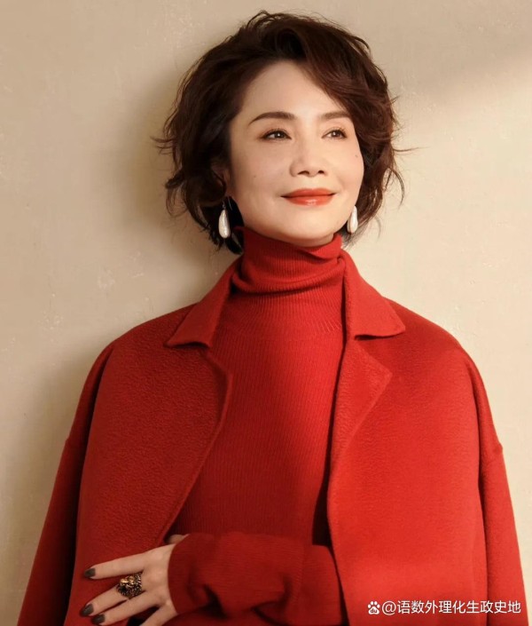 前央视知名主持人徐俐转行当演员