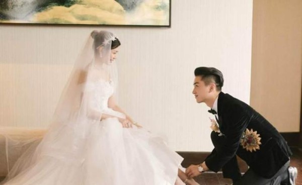 5对明星夫妻婚纱照，第一对婚礼盛大恩爱无比，最后一对却已离婚