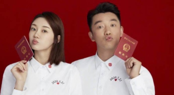5对明星夫妻婚纱照，第一对婚礼盛大恩爱无比，最后一对却已离婚