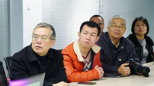 和名人谈话 人物 第1张