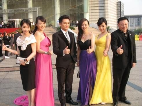 结婚15年不让妻子露面，原来颜值如此惊艳，苏有朋隐藏的够深