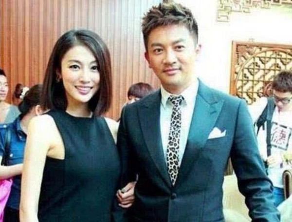 结婚15年不让妻子露面，原来颜值如此惊艳，苏有朋隐藏的够深