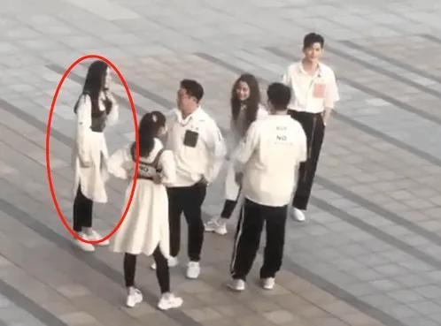 女明星会交际有多重要？当程潇和宋妍霏同时面对跑男成员，明白了
