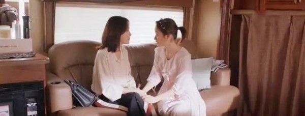私生饭倒逼偶像经纪人辞职，网络暴力演化成行动，这部剧太敢拍了