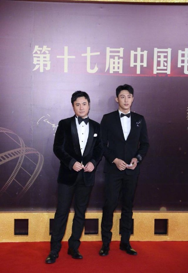 “华表奖”明星未修图合照, 杨幂郭敬明很尴尬, 沈腾黄景瑜戳笑点