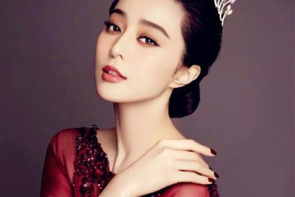 睡烂了的明星 女明星的情史总是成为街头热议