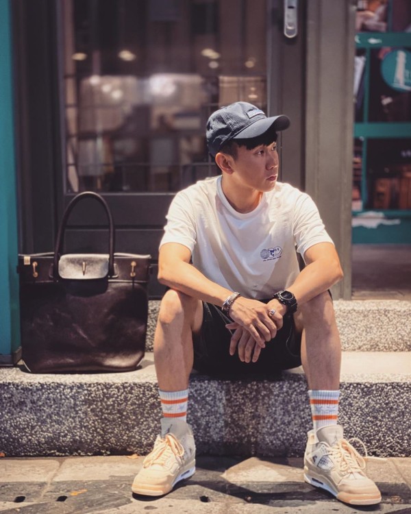 OFF-WHITE,OW,Nike,Air Jordan 4 周杰伦、潘玮柏同框晒情侣 OW x AJ4！谁的穿搭更好看？！