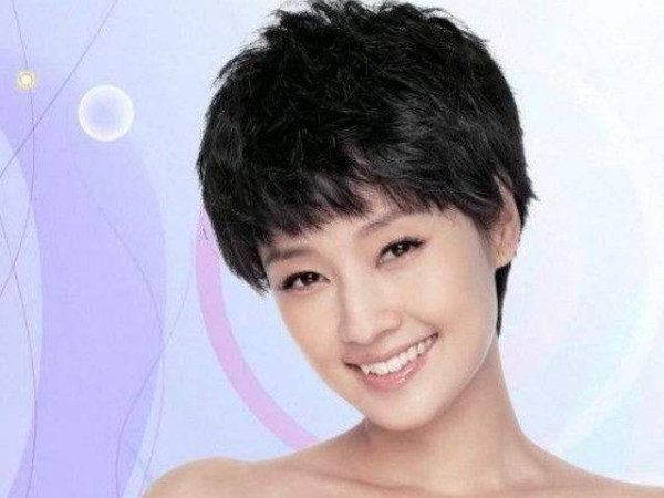 女明星不只是演员？另一个身份被曝光！网友吐槽：文章真不配！