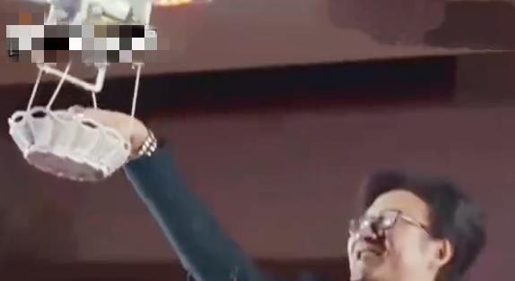 细扒各明星深情求婚方式：汪峰最壕，周杰伦最浪漫