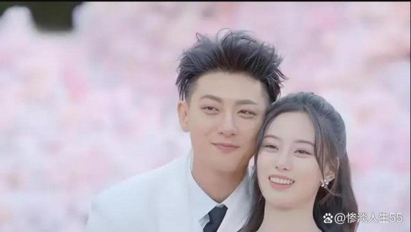 黄子韬求婚徐艺洋，引发轰动！这场浪漫背后还有哪些故事？