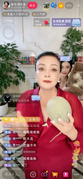 三十万人涌入张兰的直播，就为了免费“吃瓜”？